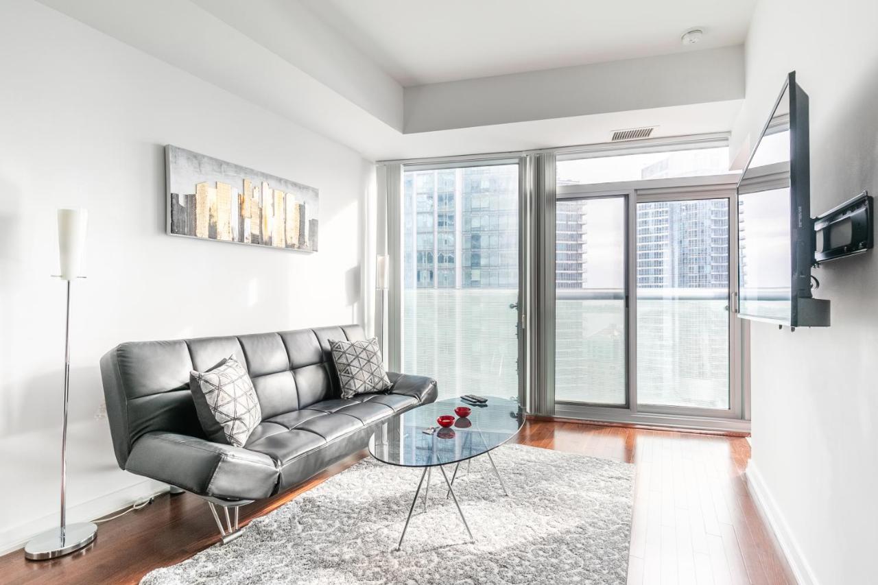 Marvelous Apartments In The Heart Of Τορόντο Εξωτερικό φωτογραφία