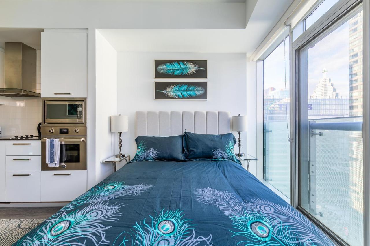 Marvelous Apartments In The Heart Of Τορόντο Εξωτερικό φωτογραφία