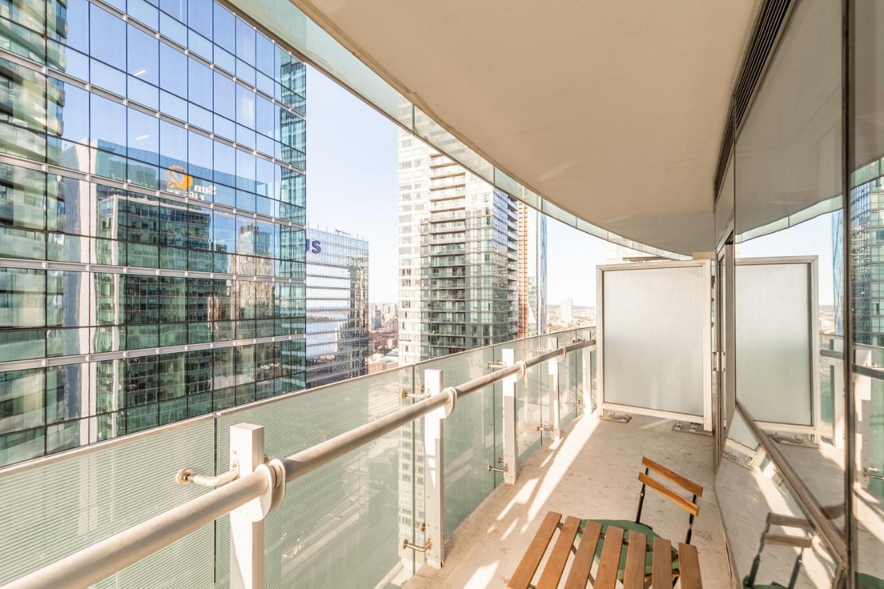 Marvelous Apartments In The Heart Of Τορόντο Εξωτερικό φωτογραφία