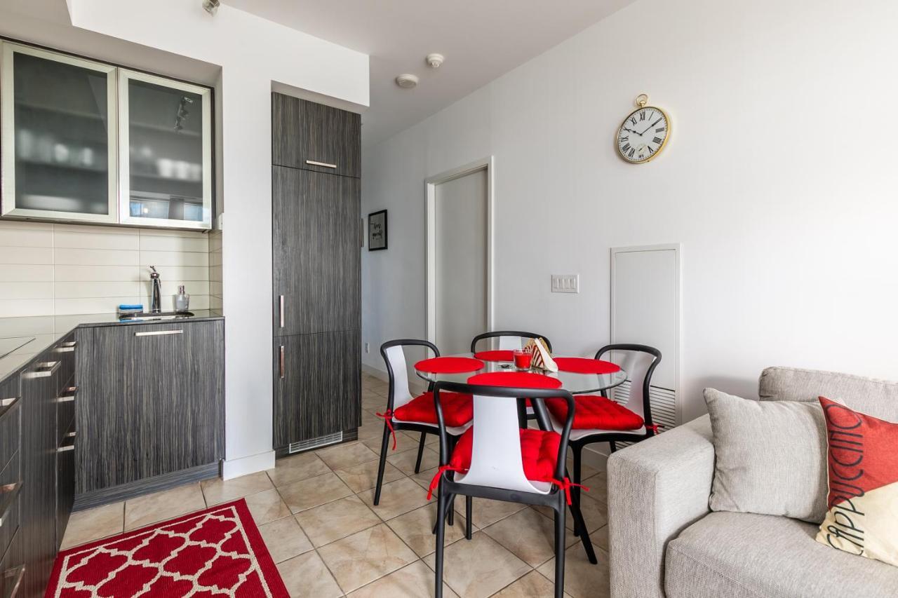 Marvelous Apartments In The Heart Of Τορόντο Εξωτερικό φωτογραφία