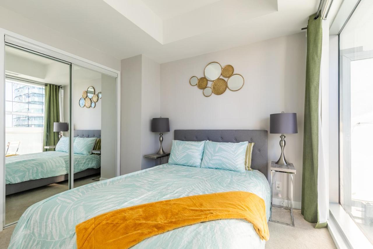 Marvelous Apartments In The Heart Of Τορόντο Εξωτερικό φωτογραφία