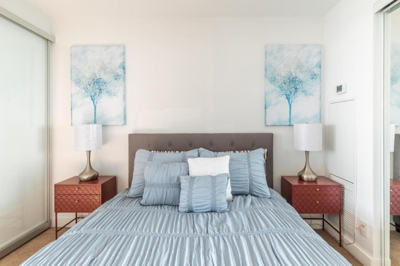 Marvelous Apartments In The Heart Of Τορόντο Εξωτερικό φωτογραφία